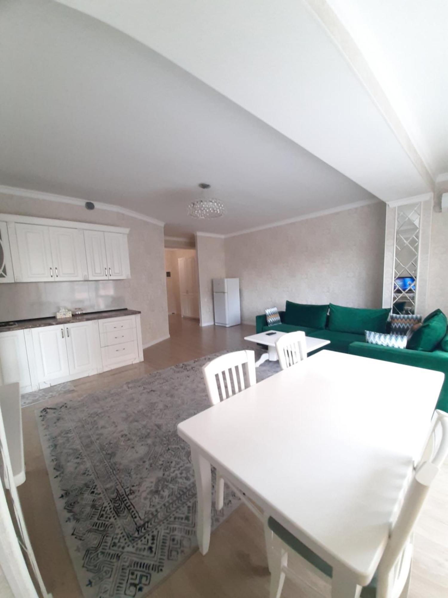 Comfortable Apartment Bishkek Exteriör bild